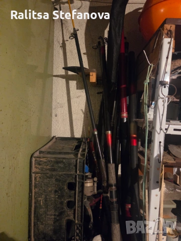 Продавам лебедка с предавки и различни рибарски принадлежности - въдици,мрежи и т.н , снимка 5 - Други инструменти - 53987623