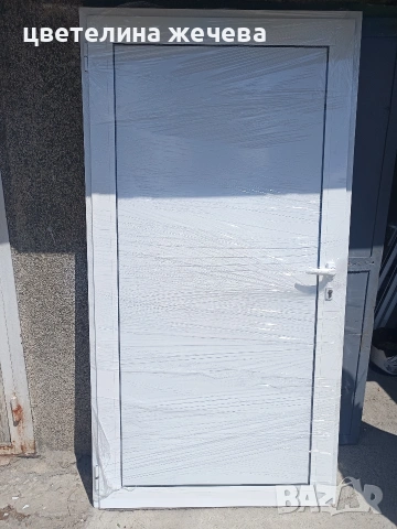 Алуминиева врата 