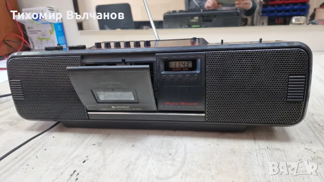 Hitachi TRK-650E, снимка 2 - Радиокасетофони, транзистори - 49355901