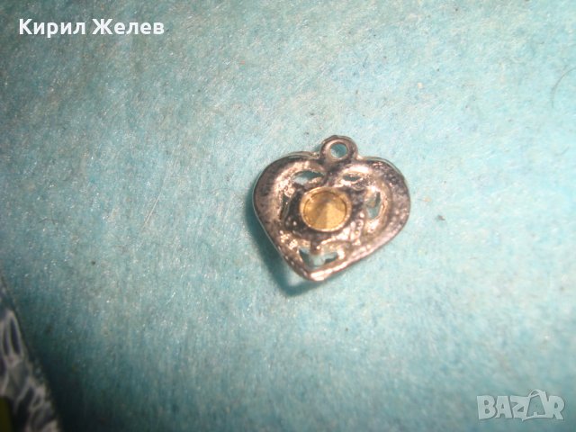 ПОСРЕБРЕНО МИНИАТЮРНО СЪРЦЕВИДНО КРИСТАЛНО СТАРО АРТ ДЕКО СТИЛ МЕДАЛЬОНЧЕ 20221, снимка 3 - Колиета, медальони, синджири - 35653852