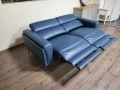Син кожен диван тройка La-z-boy с електрически релакс механизъм, снимка 6