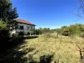 На 1 час от София - голям равен имот с три строителни петна, снимка 1