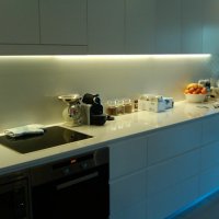 LED Лента 2,5м за Кухня или Спалня със Сензор, снимка 2 - Лед осветление - 31961042