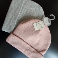 нов к-т 2 броя зимни шапки за момиче, снимка 3 - Шапки, шалове и ръкавици - 30221178