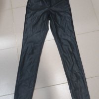 Елегантен дамски черен кожен панталон HM Devided, снимка 1 - Панталони - 31343841
