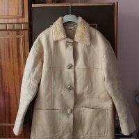 Леко палто имитация на кожа, снимка 1 - Палта, манта - 26456360