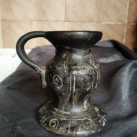 стар керамичен свещник с маркировка, снимка 1 - Антикварни и старинни предмети - 29218164