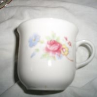 чаша за чай,кафе,мляко от преди 1990 г. и чинийка, снимка 1 - Чаши - 34477359