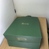 Автентична бутикова Harrods подаръчна торба 42 x 32 cm, снимка 6 - Други - 42059287