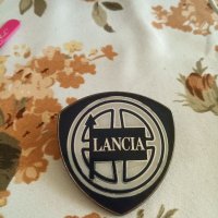 Продавам оригинална емблема от Lancia Beta 1972г., снимка 2 - Аксесоари и консумативи - 33752431