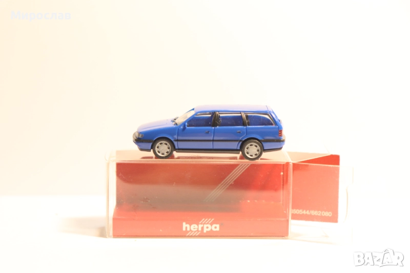 HERPA H0 1/87 VW PASSAT КОЛИЧКА КАМИОН МОДЕЛ, снимка 1