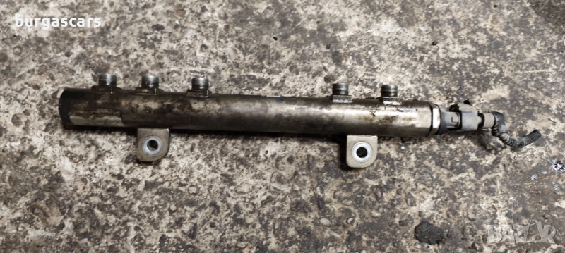 Горивна рейка 55 211 908 / 0 445 214 141 Opel Corsa D - 100лв, снимка 1