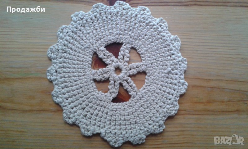 Плетени на 1 кука покривки/подложки, снимка 1