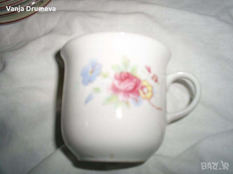 чаша за чай,кафе,мляко от преди 1990 г. и чинийка, снимка 1