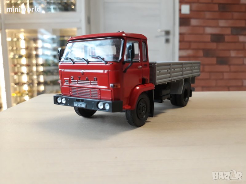 Star 200 бордови 1976 - мащаб 1:43 на DeAgostini моделът е нов в блистер, снимка 1