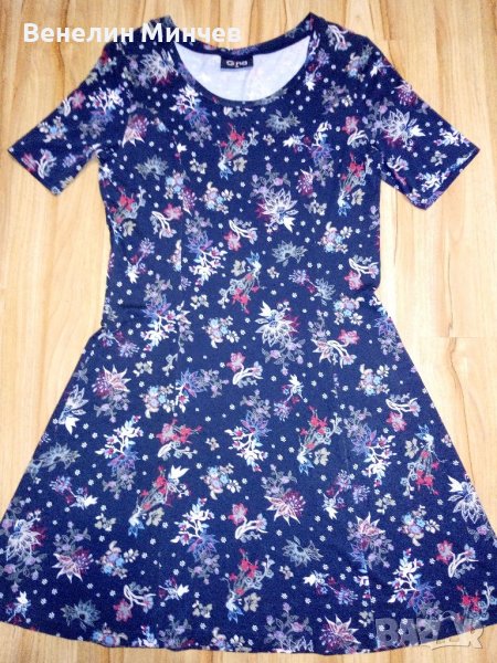 Дамска рокля, снимка 1