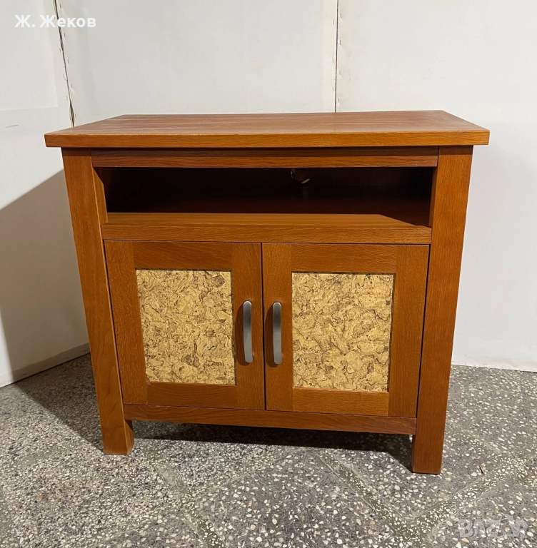 Масивен шкаф, снимка 1