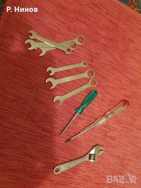 комплект инструменти отвертка фазомер френски ключ гаечни ключове, снимка 1