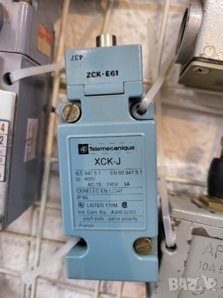   Френски краен изключвател, крайни изключватели Телемеханика с пъпка  XCK-J тяло (корпус) телемех., снимка 1
