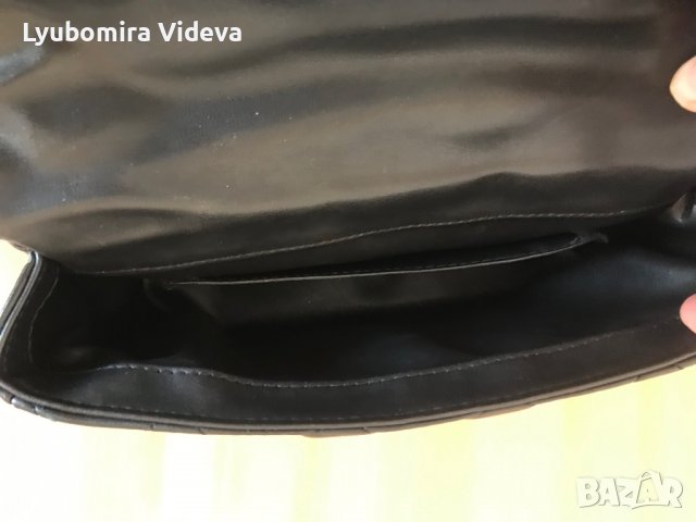 Черна дамска чанта, снимка 8 - Чанти - 38013188