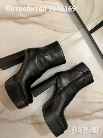 Високи боти ZARA