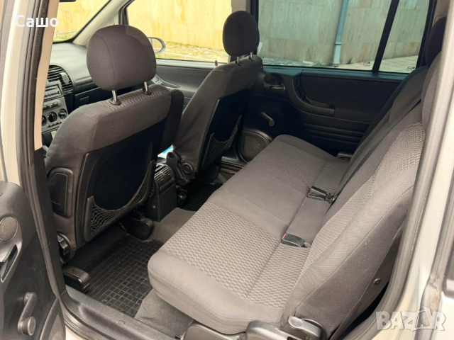 Опел Зафира 2.0 DTI/101 Топ, снимка 9 - Автомобили и джипове - 54073683