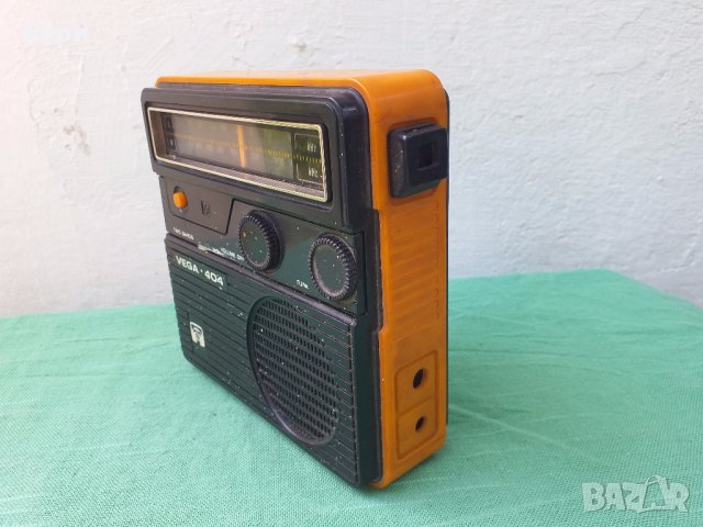 VEGA 404 Радио, снимка 3 - Радиокасетофони, транзистори - 29624796