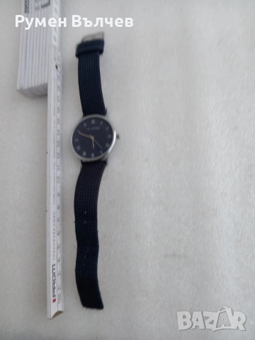 кварцов часовник Louis Pion 