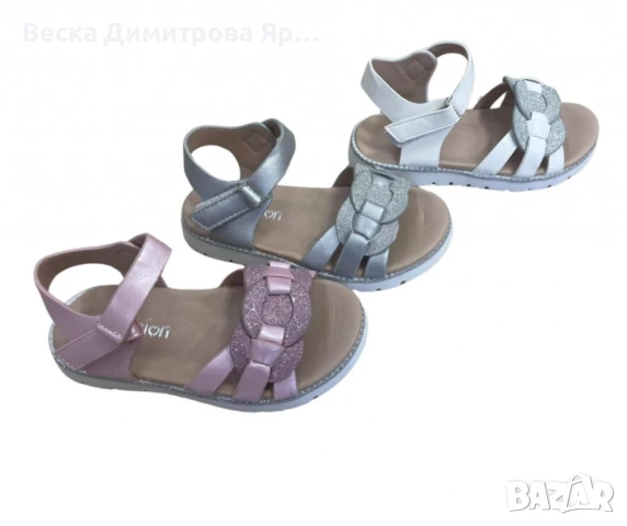 Детски сандали за момиче с велкро закопчаване и бестящ акцент