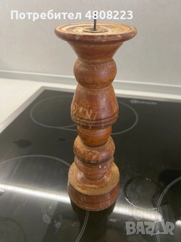 Дървен ретро свещник