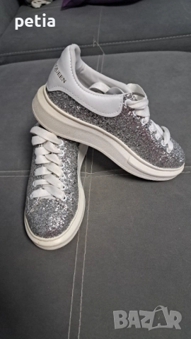 Дамски брокатени кецове, снимка 2 - Кецове - 52632051