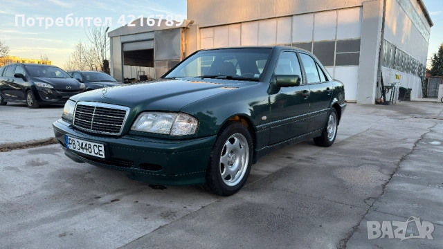 Mercedes-Benz C 180 Газ-Бензин, снимка 11 - Автомобили и джипове - 53991509