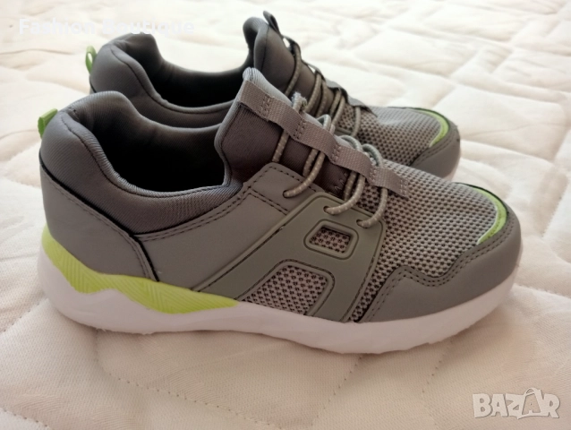 Детски спортни обувки 32 номер , снимка 2 - Детски маратонки - 51765110