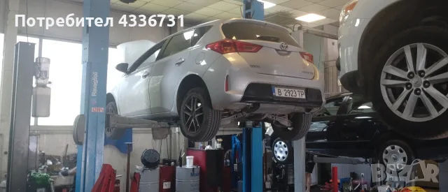 Toyota Auris Hybrid , снимка 8 - Автомобили и джипове - 56452569