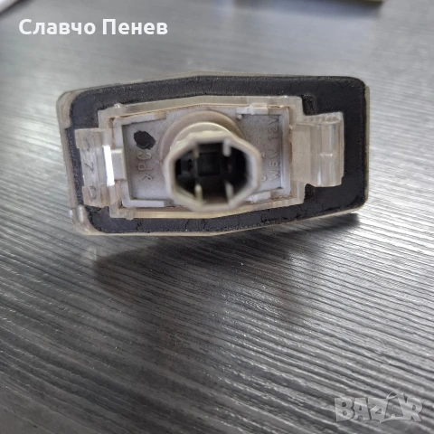 Подсветка за заден номер на Мазда Примаси, снимка 6 - Части - 53268991