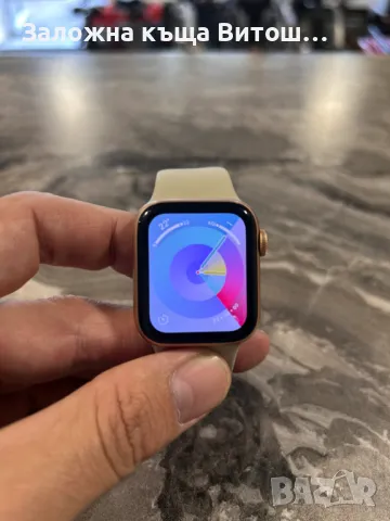 Apple Watch 4 Series 40mm, снимка 5 - Смарт часовници - 47510396