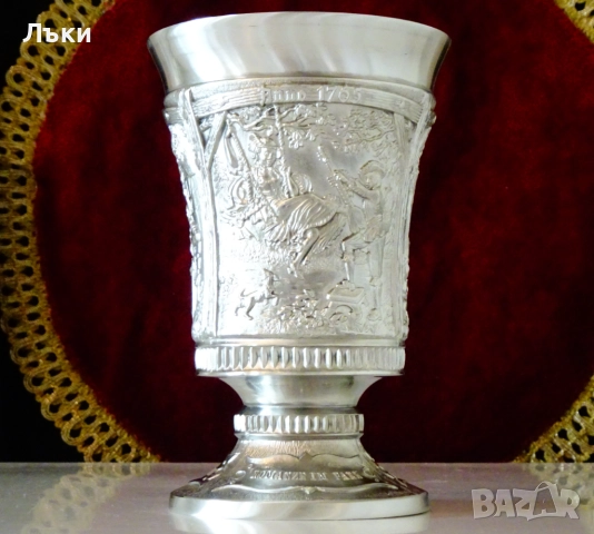 Калаен бокал за вино с живописни картини,250 мл.,360 гр. 