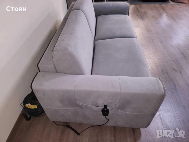 Италиански светло сив диван тройка от плат с функция сън, снимка 5 - Дивани и мека мебел - 52010382
