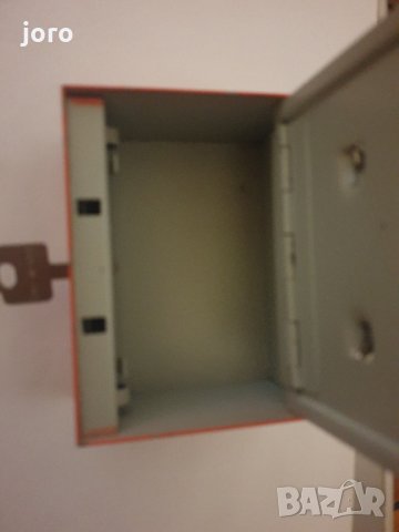 метална кутия с ключ, снимка 9 - Колекции - 31076708