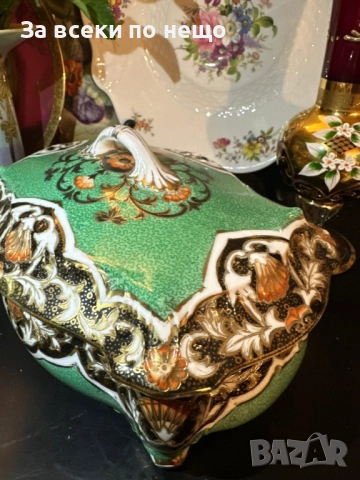 Circa 1908 “ Императорската кутия” невероятно красив и грандиозен съд на четири крака Код P1657, снимка 18 - Декорация за дома - 52932911