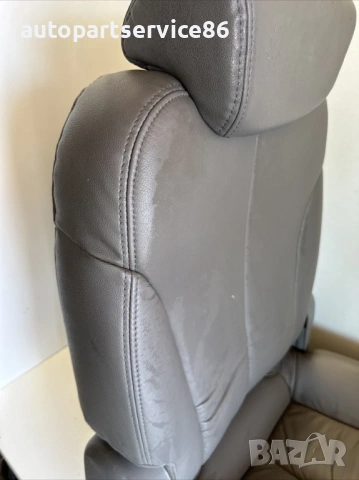 Задна лява седалка трети ред кожена сива за KIA Carnival (2006–2012), снимка 3 - Части - 53217583