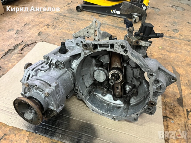 Скоростна кутия с раздатка от VW Golf 3 1.8 Syncro 4x4, снимка 2 - Части - 53908899