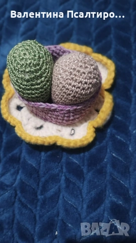 Поставка за великденски яйца