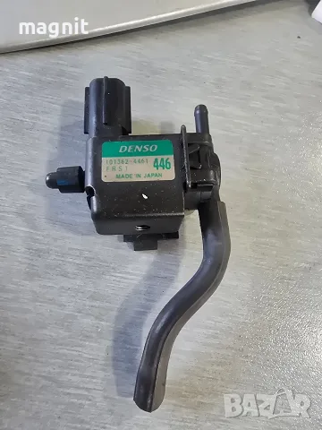 101362-4461 Вакуум клапан за Honda