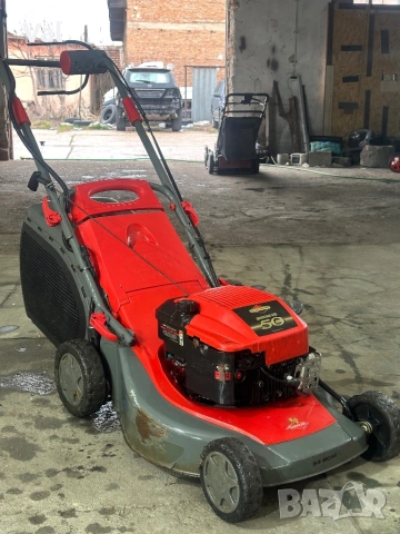 Бензинова дамоходна косачка Variolux