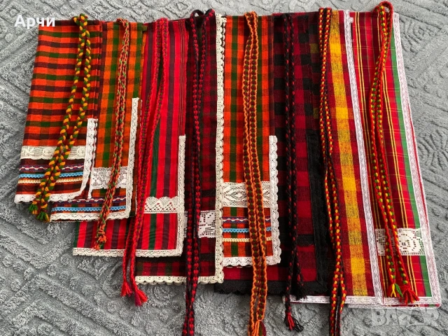 Родопски престилки от автентични платове, снимка 10 - Антикварни и старинни предмети - 53191204
