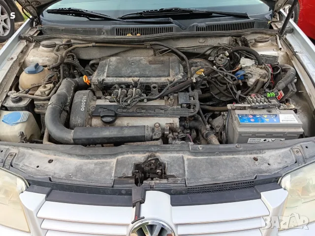 VW Bora 1.6i газ, снимка 13 - Автомобили и джипове - 56451859