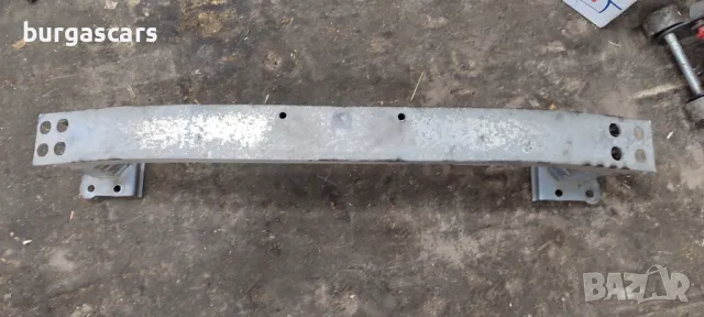 Основа предна броня Toyota Corolla Verso 2.0D4D - 116к.с. 2006г - 70лв