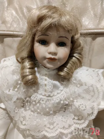 Порцеланова кукла 