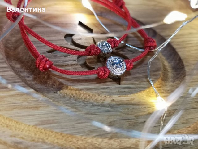 Подаръчен комплект Свети Валентин/Ден на влюбените за Него и нея сребърна гривна кубче/око, снимка 12 - Гривни - 35534305